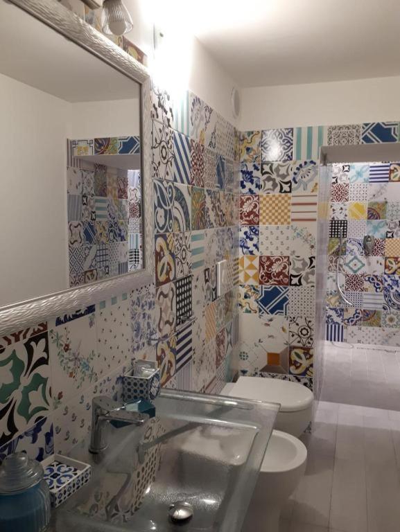 Suite Palazzo Luciani サレルノ エクステリア 写真