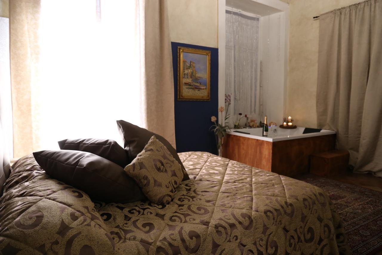 Suite Palazzo Luciani サレルノ エクステリア 写真