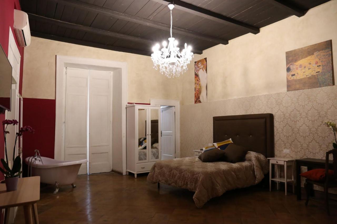 Suite Palazzo Luciani サレルノ エクステリア 写真